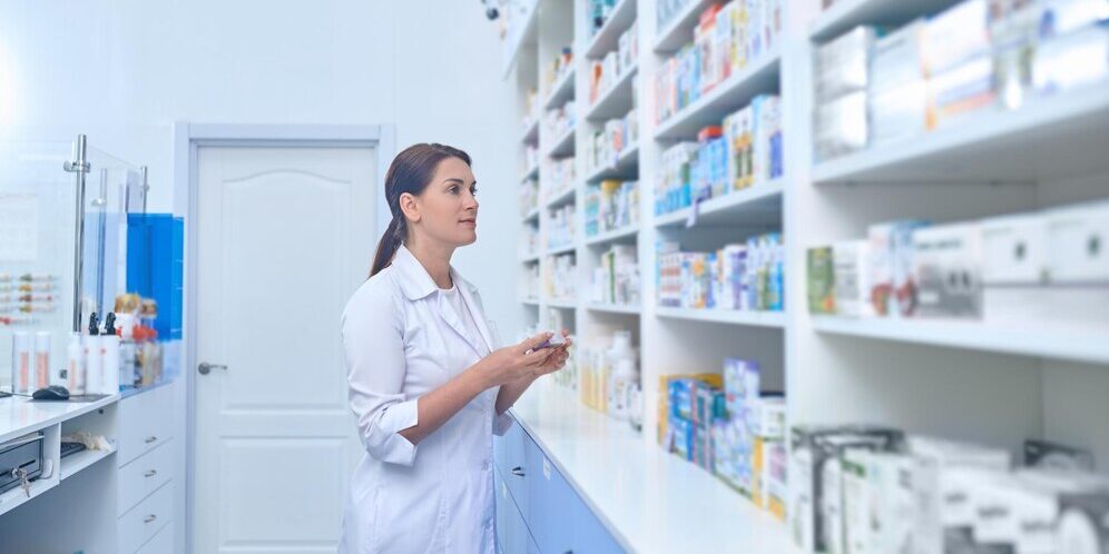 female-pharmacist-panorama-99cbd6e683dccd0df23adb9fb3236671-vrgec31f0xw5 female-pharmacist-panorama-99cbd6e683dccd0df23adb9fb3236671-vrgec31f0xw5